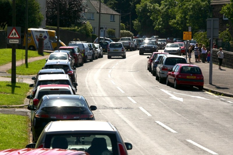 Main image for Crackdown on irresponsible school parking