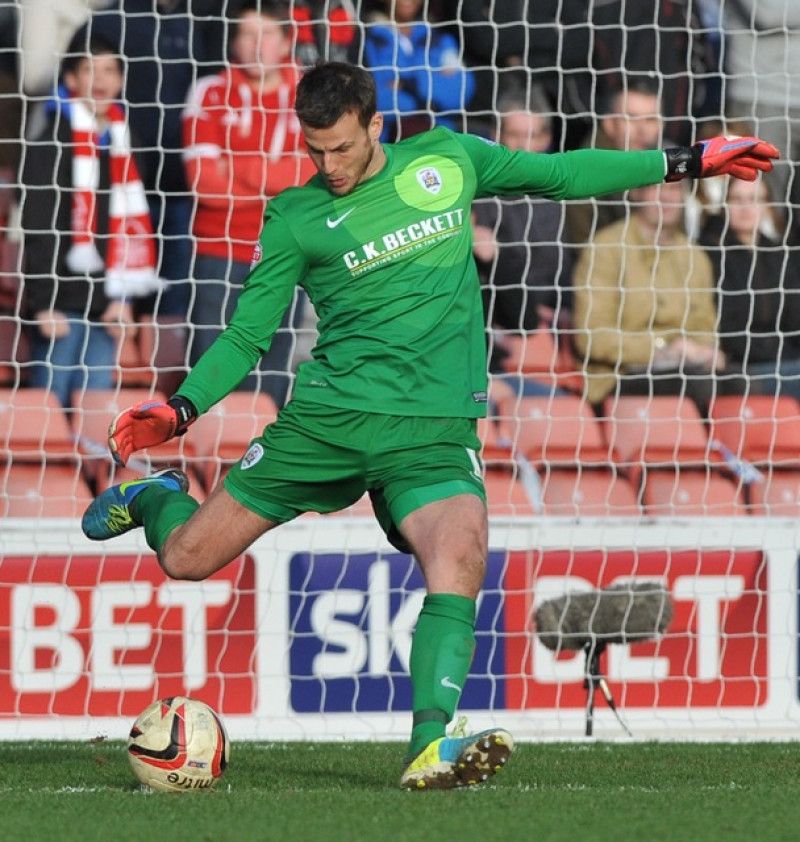 Main image for Steele deal a steal as keeper set to leave for free