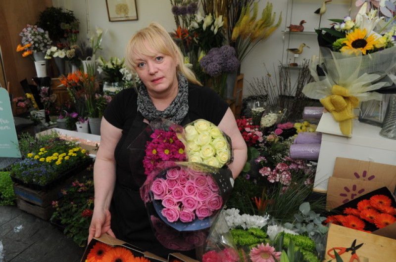 Main image for Florist offers free flowers to needy families