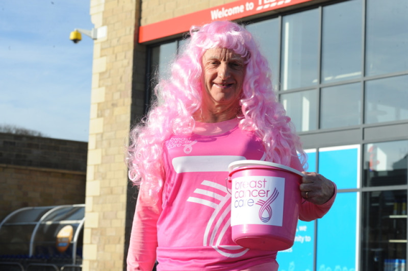 Main image for 61-year-old 'tickled pink' about tenth marathon