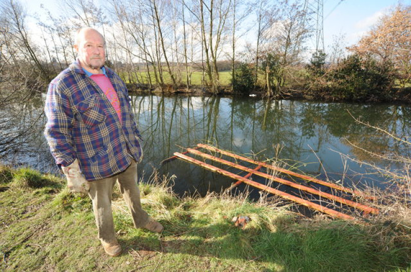 Main image for Vandals target Royston Canal