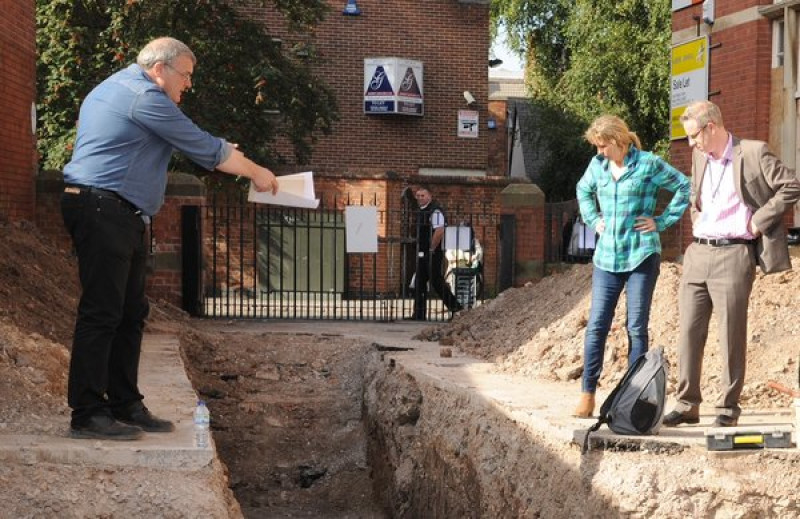Main image for Wombwell man unearths 'Richard III' in dig