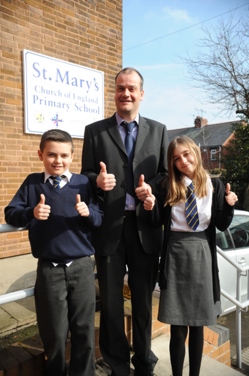 Main image for Town school 'outstanding'