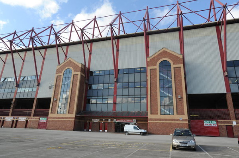 Main image for Titans and Reds agree another deal to share Oakwell