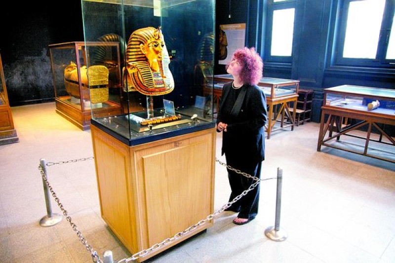 Main image for Egyptologist Jo to reveal how she's making history