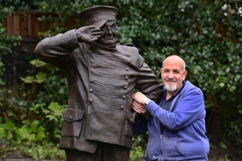 Main image for Sculptor hopes Benny Hill statue will get to Southampton