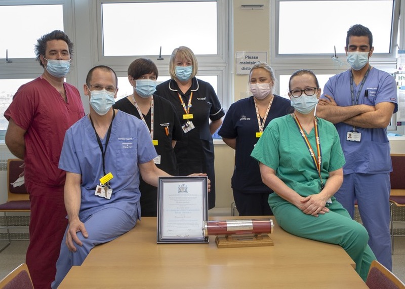 Main image for Intensive care unit heroes given top honour