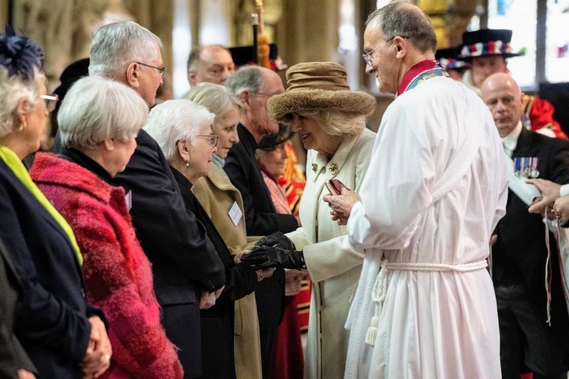 Rev Jean Daykin receiving her Maundy Money from Queen Camilla. Photo from Worcester WEB site.