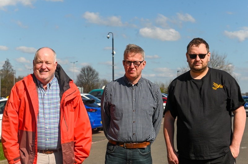 FRUSTRATED: Couns Dickie Denton, Steve Hunt and Chris Wray.