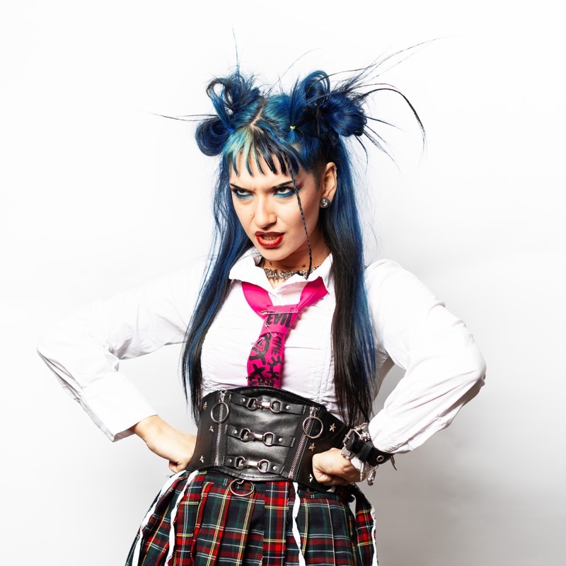 AMERICAN TOUR: Delilah Bon.