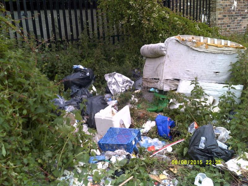 Main image for Tidy team clear up Wombwell after complaints