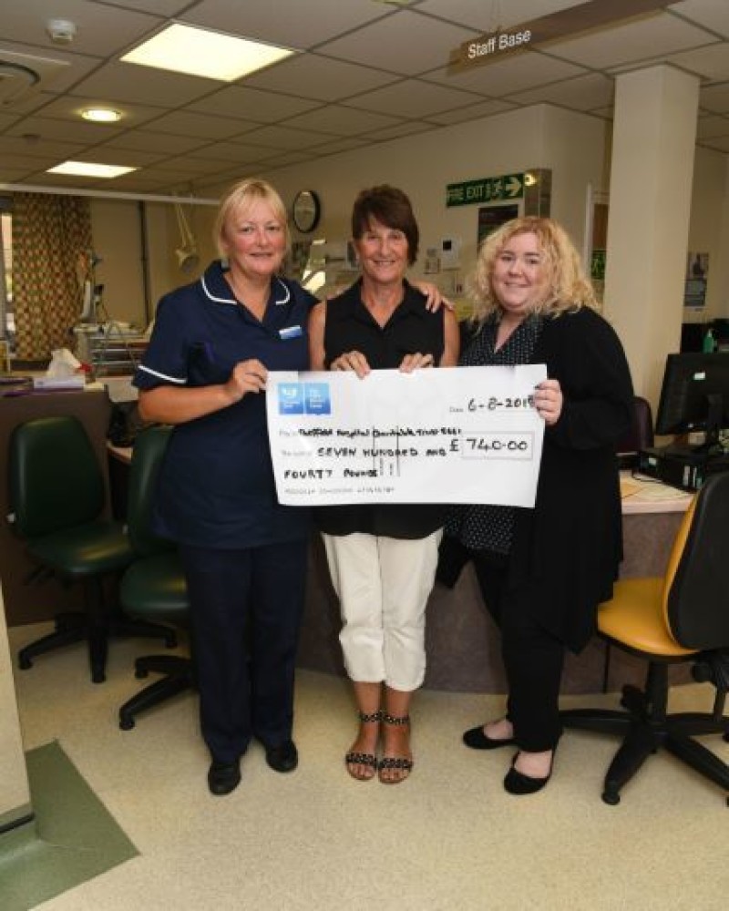 Main image for Hospital nets cash donated in memory of patient Gary