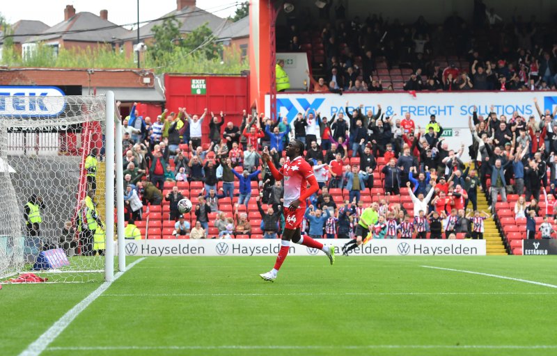 Main image for Devante Cole bags hat-trick as Barnsley FC run riot against Port Vale