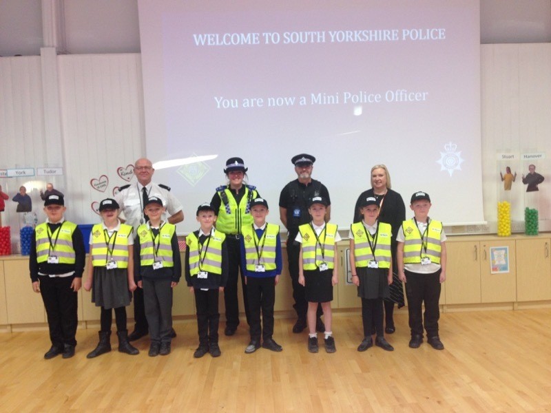 Main image for Mini police officers recruited