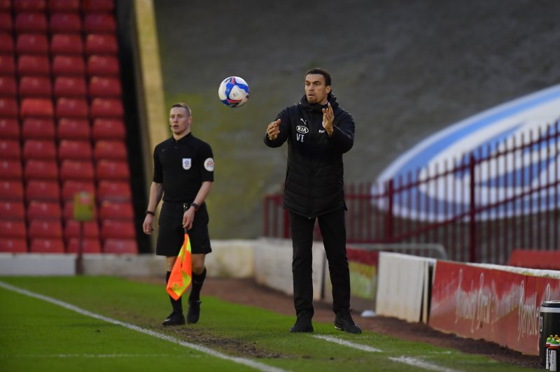Main image for Barnsley boss Ismael expecting two early signings in January