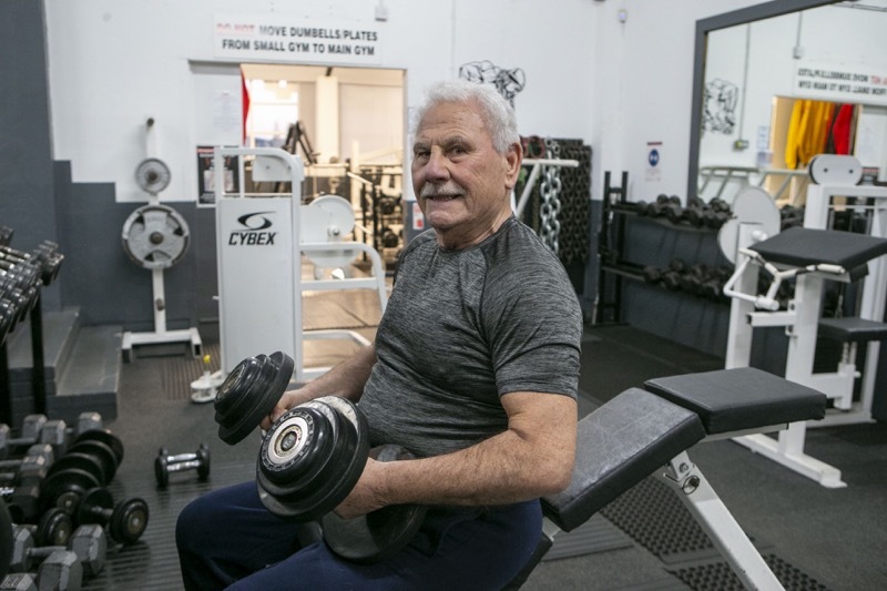 Main image for Muscle-bound pensioner becomes online sensation