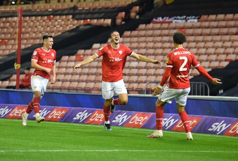 Main image for Kitching pens new deal