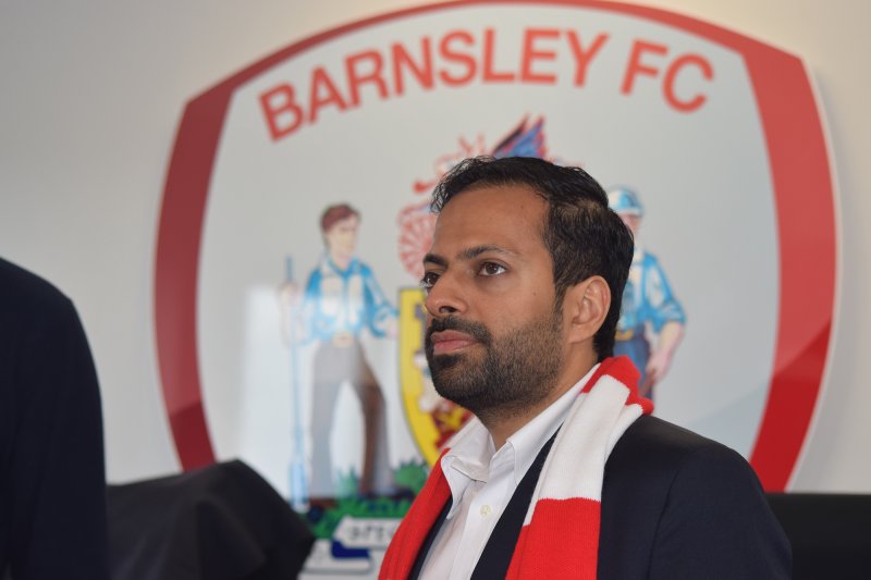 Main image for Barnsley hunt centre-backs and expect stars to stay in January