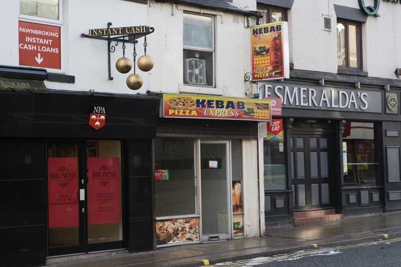 Main image for Takeaway owner given suspended sentence for ignoring safety concerns