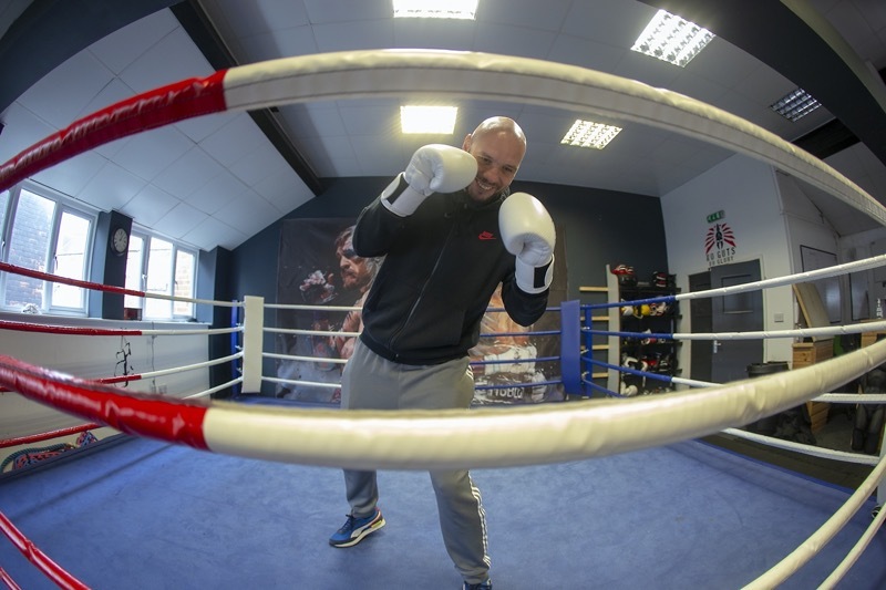 Main image for Ex-boxer set for charity sparring
