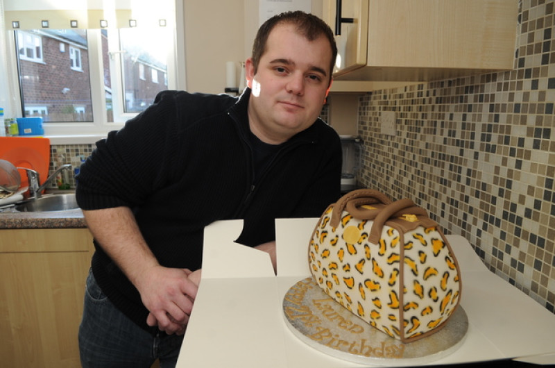 Main image for Ex-electrician is a bright spark at creating cakes
