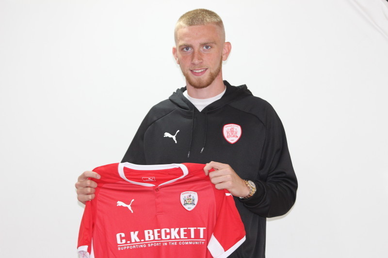 Main image for Barnsley sign McBurnie again after August mishap