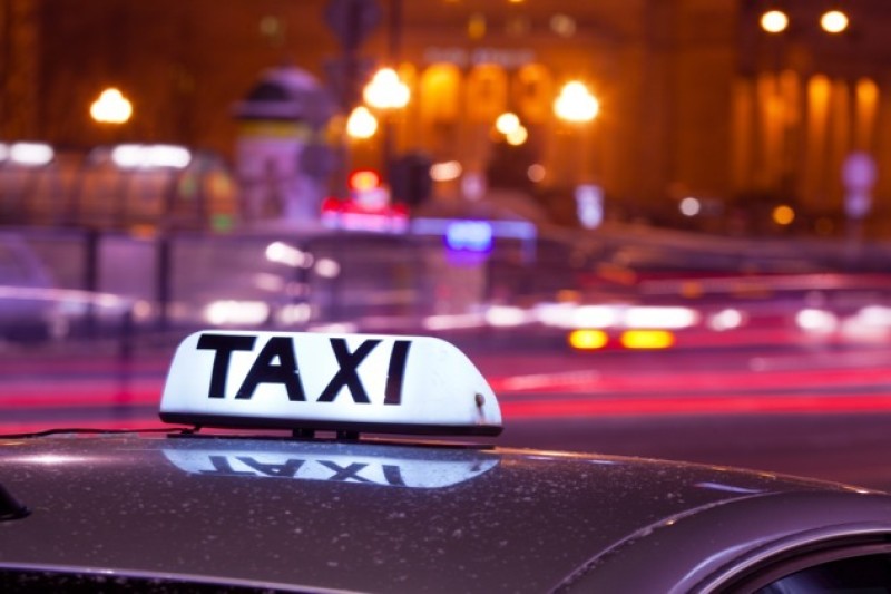 Main image for Fine for unlicensed cab driver who picked up fare in town