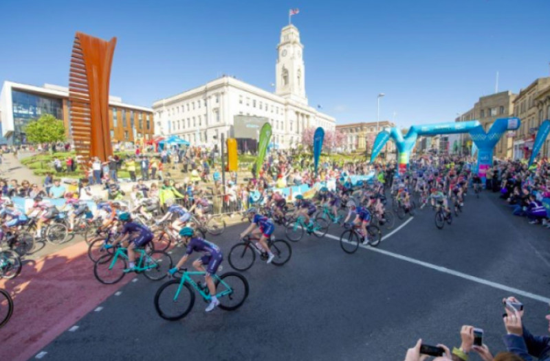 Main image for Barnsley to host Tour de Yorkshire stage