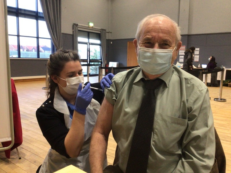 Main image for Veteran councillor urges others to receive vaccination