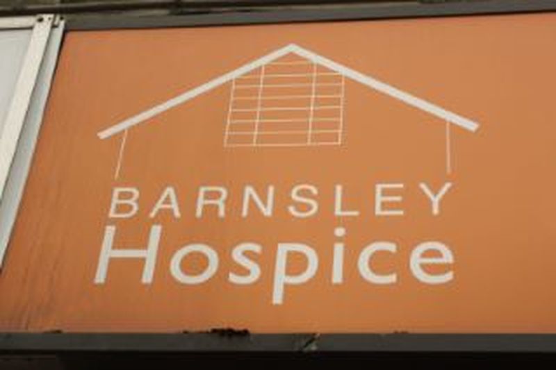 Main image for Hospice chief’s apology