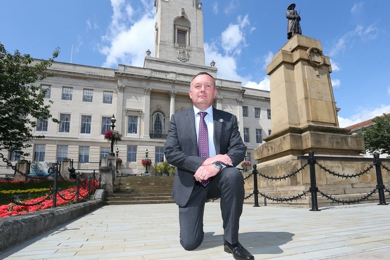 Main image for Councillor takes the knee at meeting