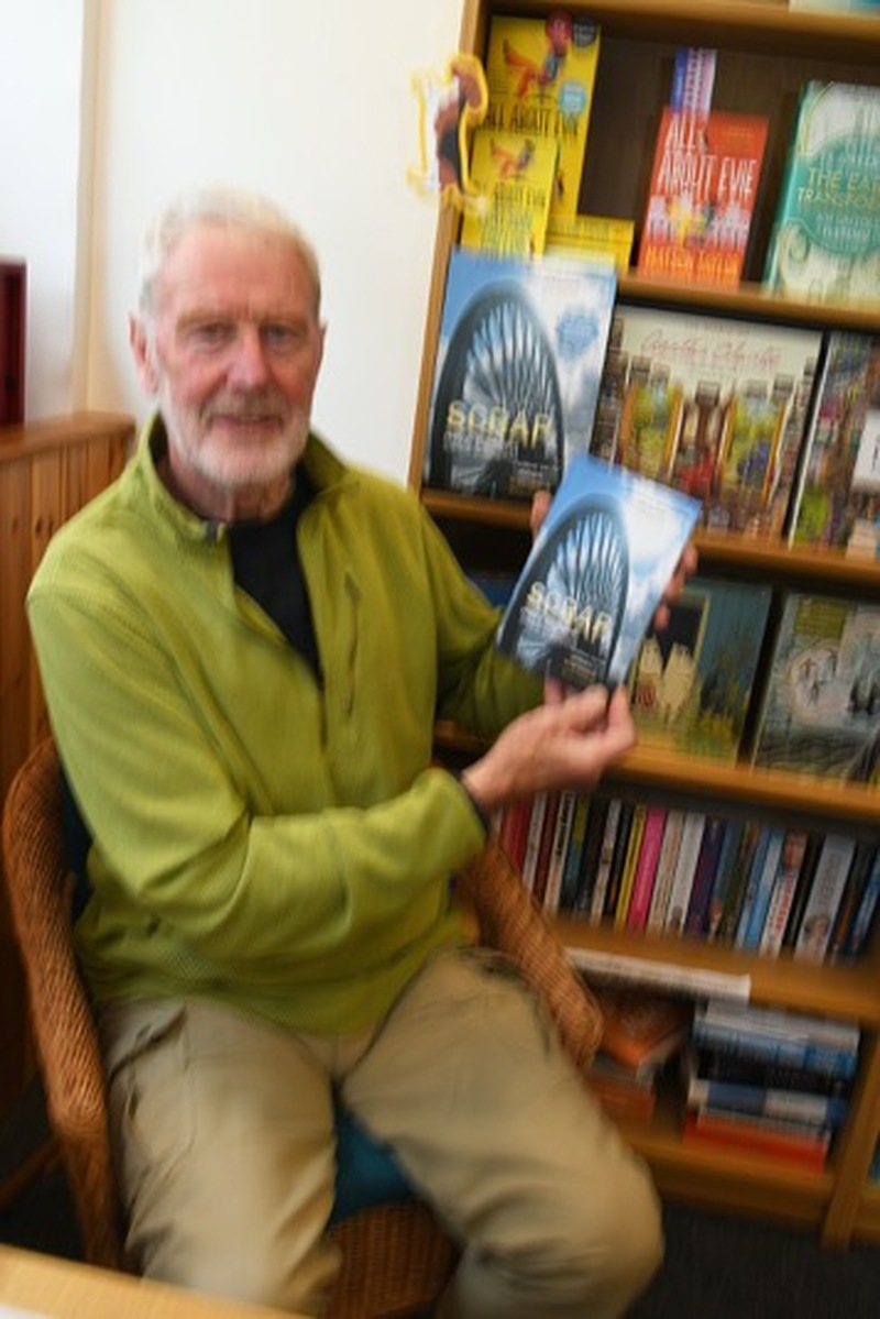 SCRAPPER:Presenting his new book ‘Scrap’ is author Mike Padgett. Picture: Wes Hobson. PD0232.