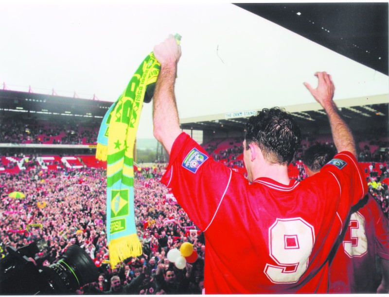 Main image for Daydream Believers film on Barnsley’s 1997 promotion to be premiered in September at Lamproom 