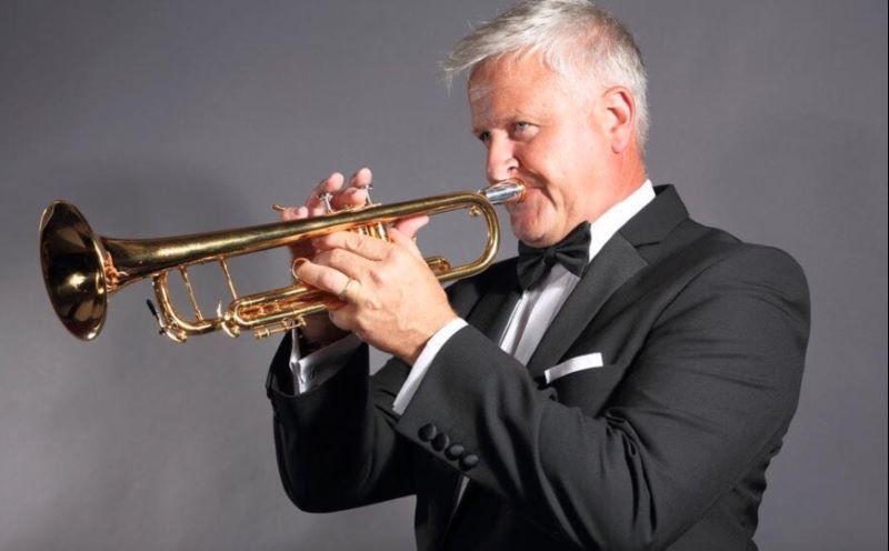 Main image for ‘James Bond’ trumpeter blowing into town