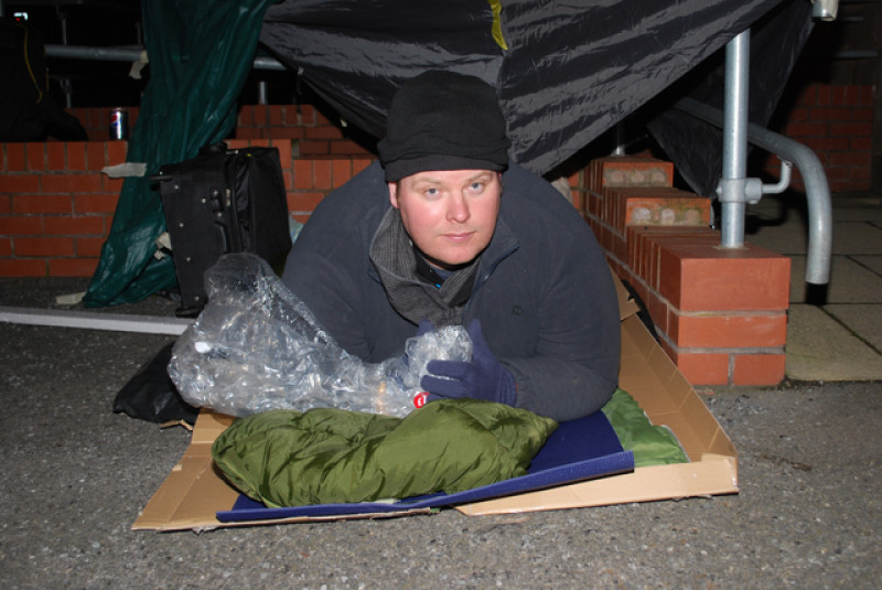 Main image for Fundraiser sleeps rough for charity
