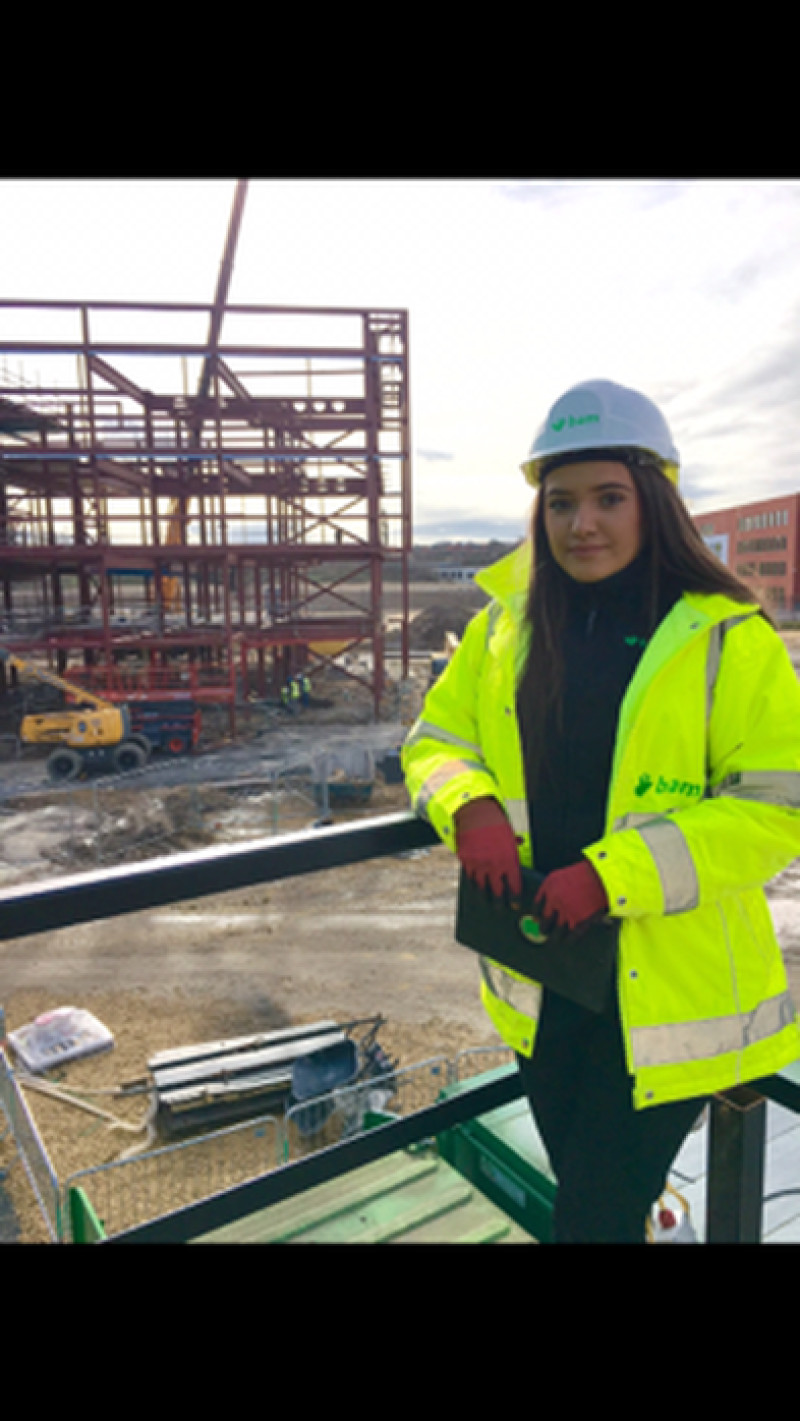 Main image for Barnsley lass learns art of construction