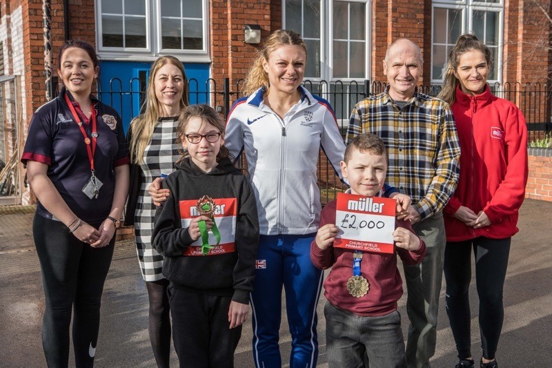 Main image for Top athlete visits Barnsley school