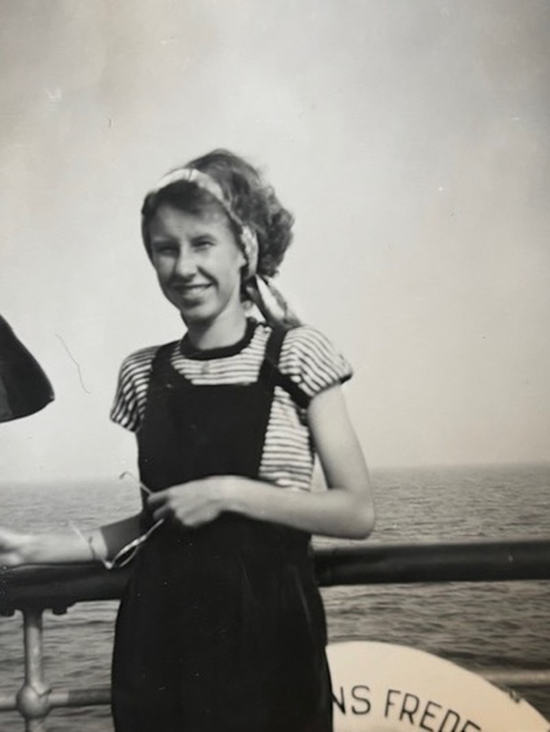 Elin Tonder on the ferry to Engalnd in 1949.