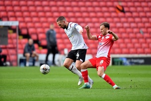 Derby’s Conor Hourihane battling with Herbie Kane.