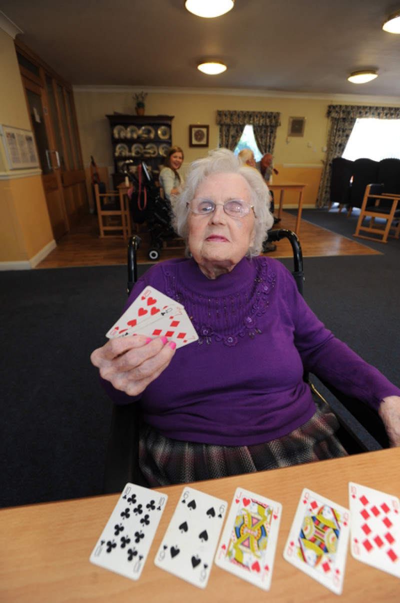 Main image for Margaret, 100, is still an ace at rummy