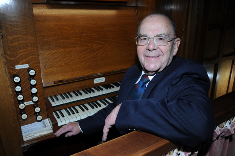 Main image for Organist nominated for Proud Of Barnsley award