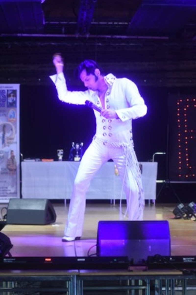Main image for Elvis impersonators gather for tribute show