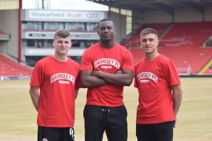 Main image for Trio sign new contracts at Oakwell