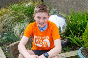 Reggie supports fellow pupil with 100-mile challenge Image