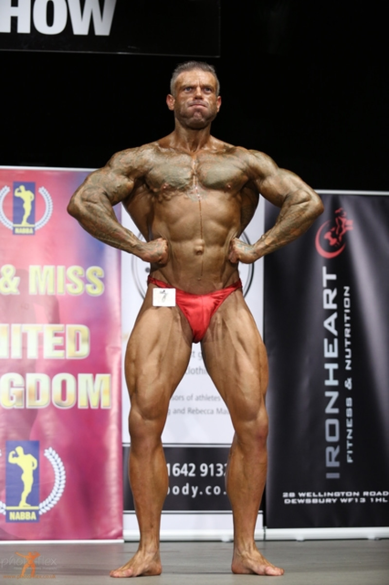 Main image for Man sheds eight stone to win bodybuilding contest