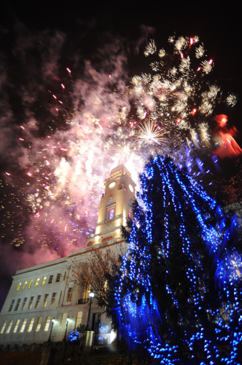 Main image for Fireworks cancelled at Christmas lights switch-on