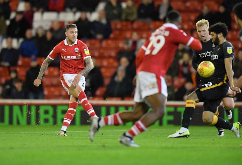 Main image for Moncur sends ten man Barnsley into Checkatrade knockout stages 