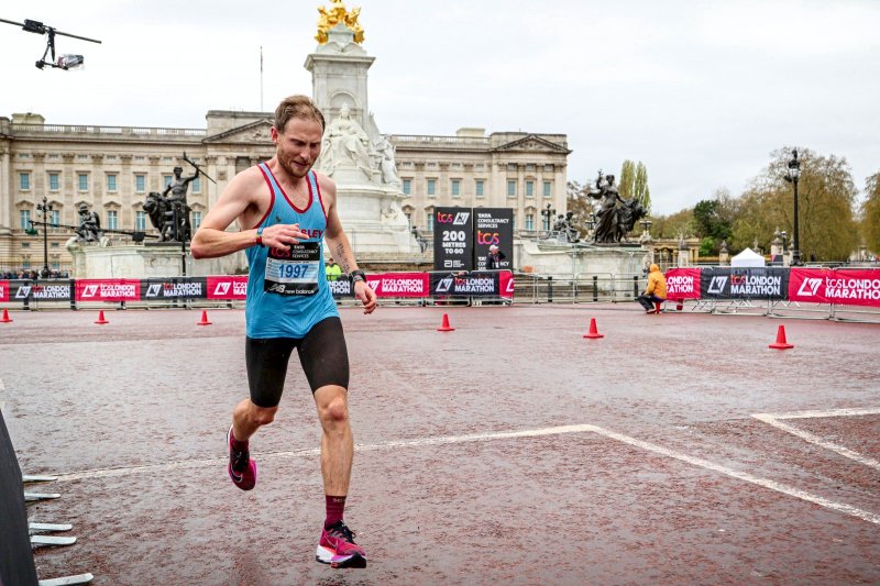 Main image for Why marathon man Gareth keeps on running...