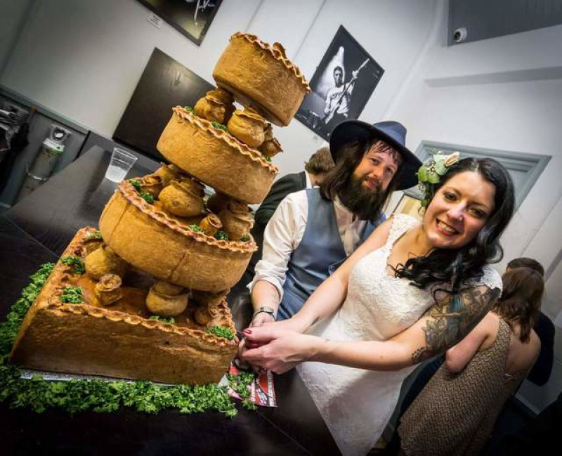 Main image for Couple's spectacular pie cake goes viral