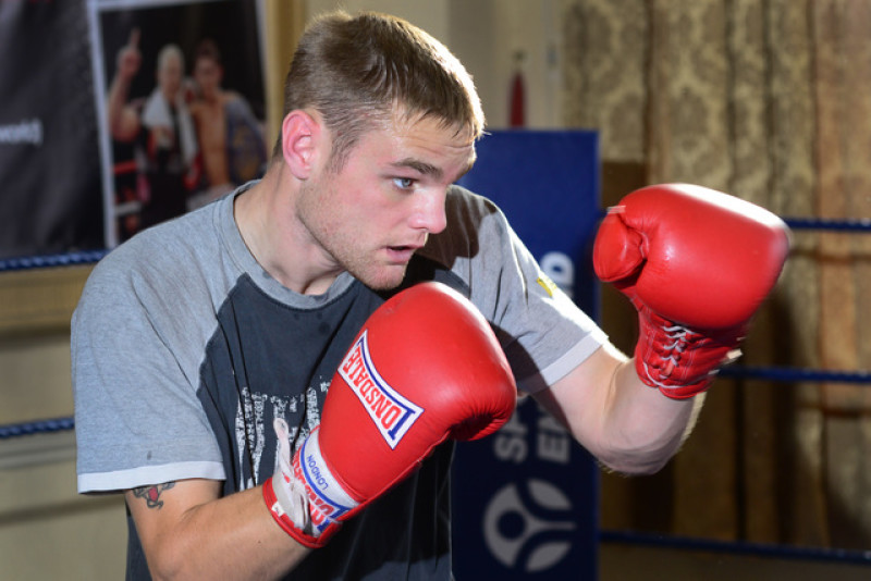 Main image for Townend defends English title